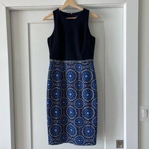 Gorgeous Maggy London navy blue stretch sheath dress